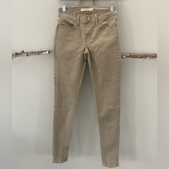Levi’s 710 Super Skinny Khaki Tan Jeans - Picture 1 of 3